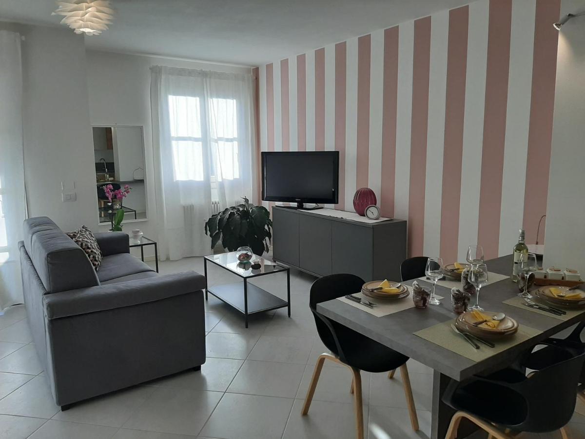 טוסקולנו מדרנו Appartamento 23 - Bilocale Vista Lago מראה חיצוני תמונה