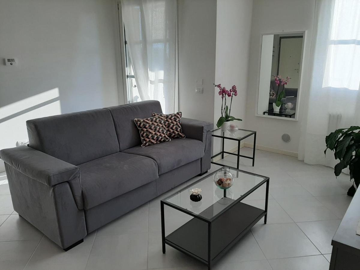 טוסקולנו מדרנו Appartamento 23 - Bilocale Vista Lago מראה חיצוני תמונה