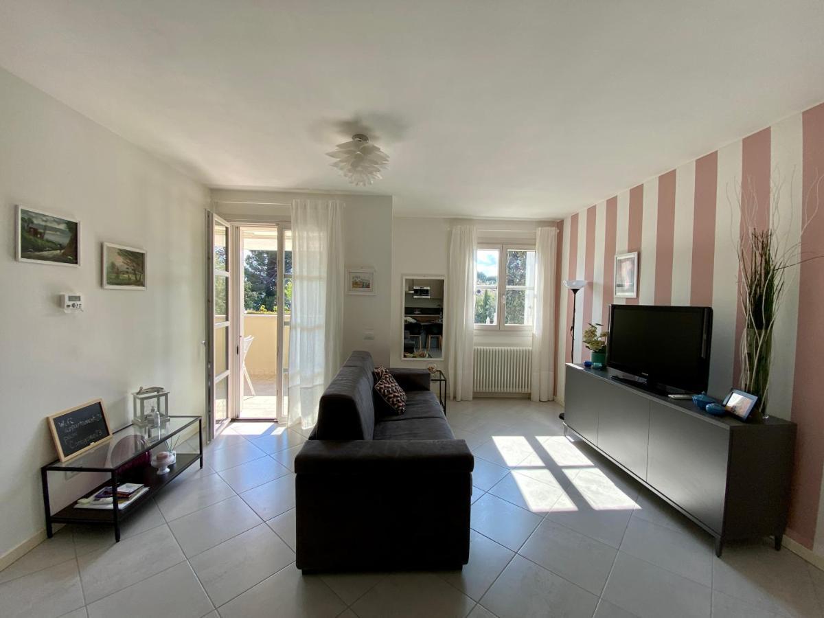 טוסקולנו מדרנו Appartamento 23 - Bilocale Vista Lago מראה חיצוני תמונה